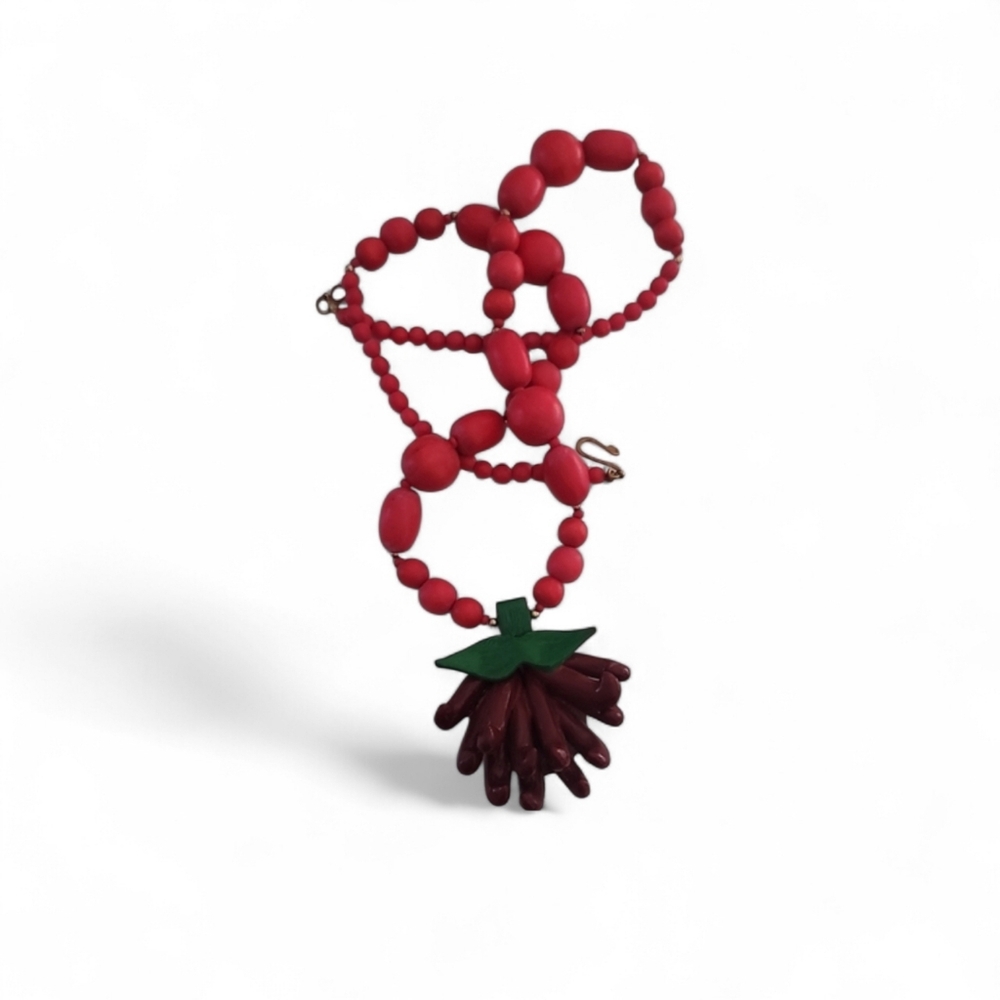 Chic Red Beaded Necklace with Green Accent